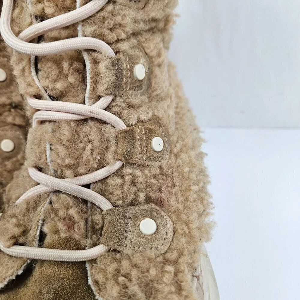 Sorel Youth Explorer Cozy Insulated Boot Canoe(Tan)/Chalk(Cream) 6 NY4894-262